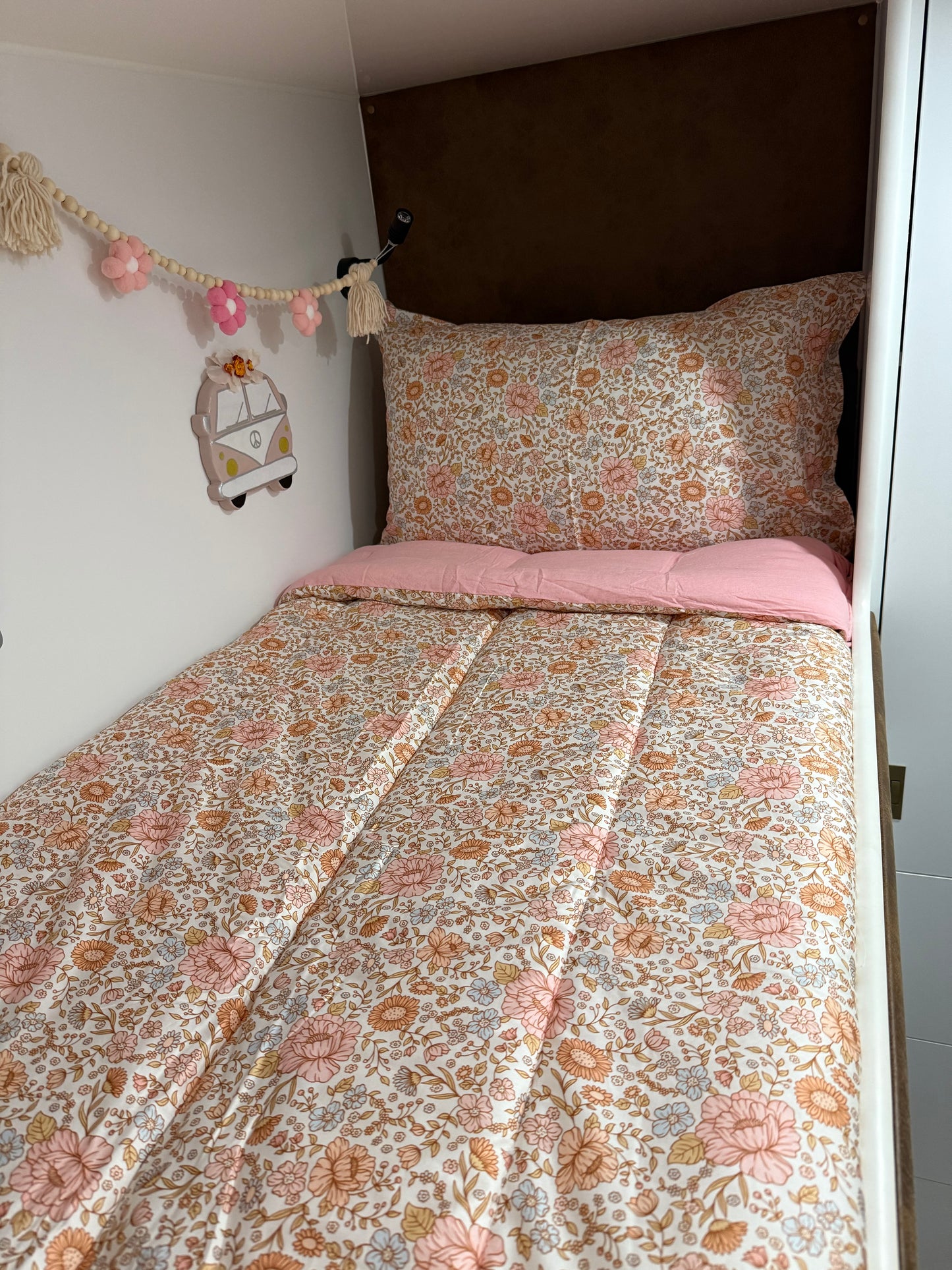 Amali - Bunk