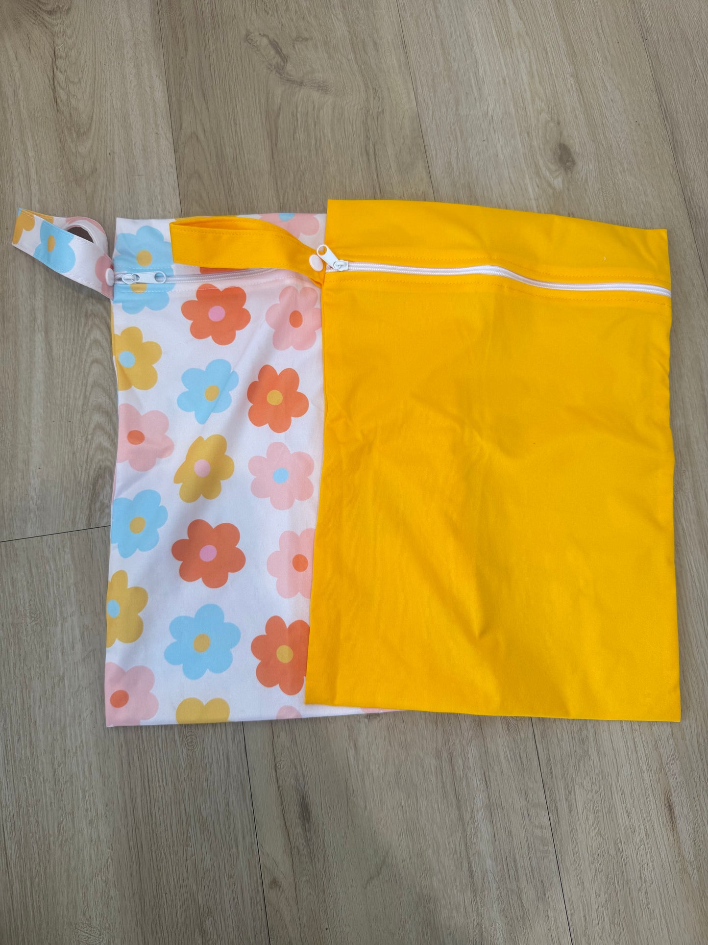 Wanderlust Wet Bag ( Set Of 2)