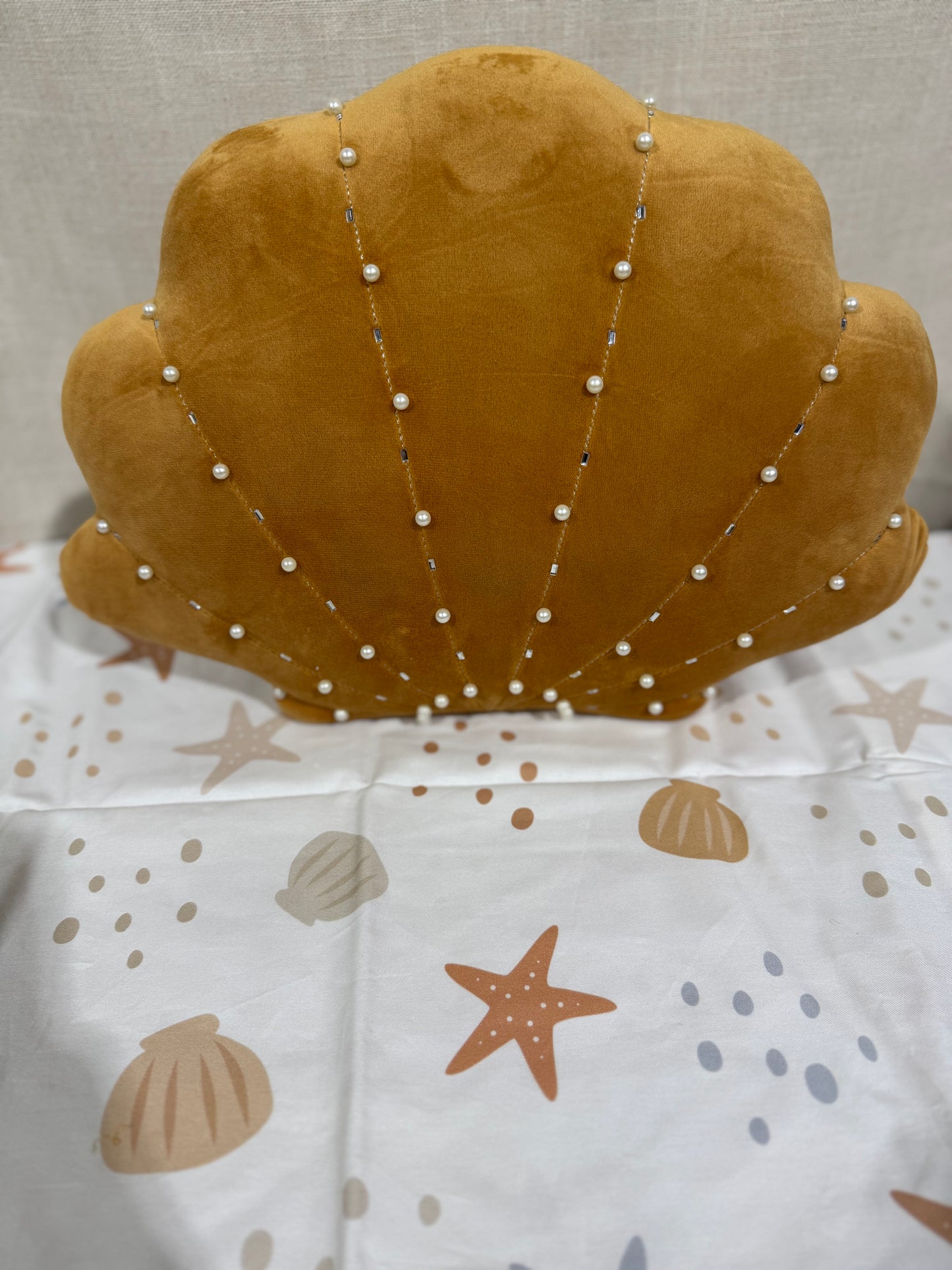 Shell Cushion