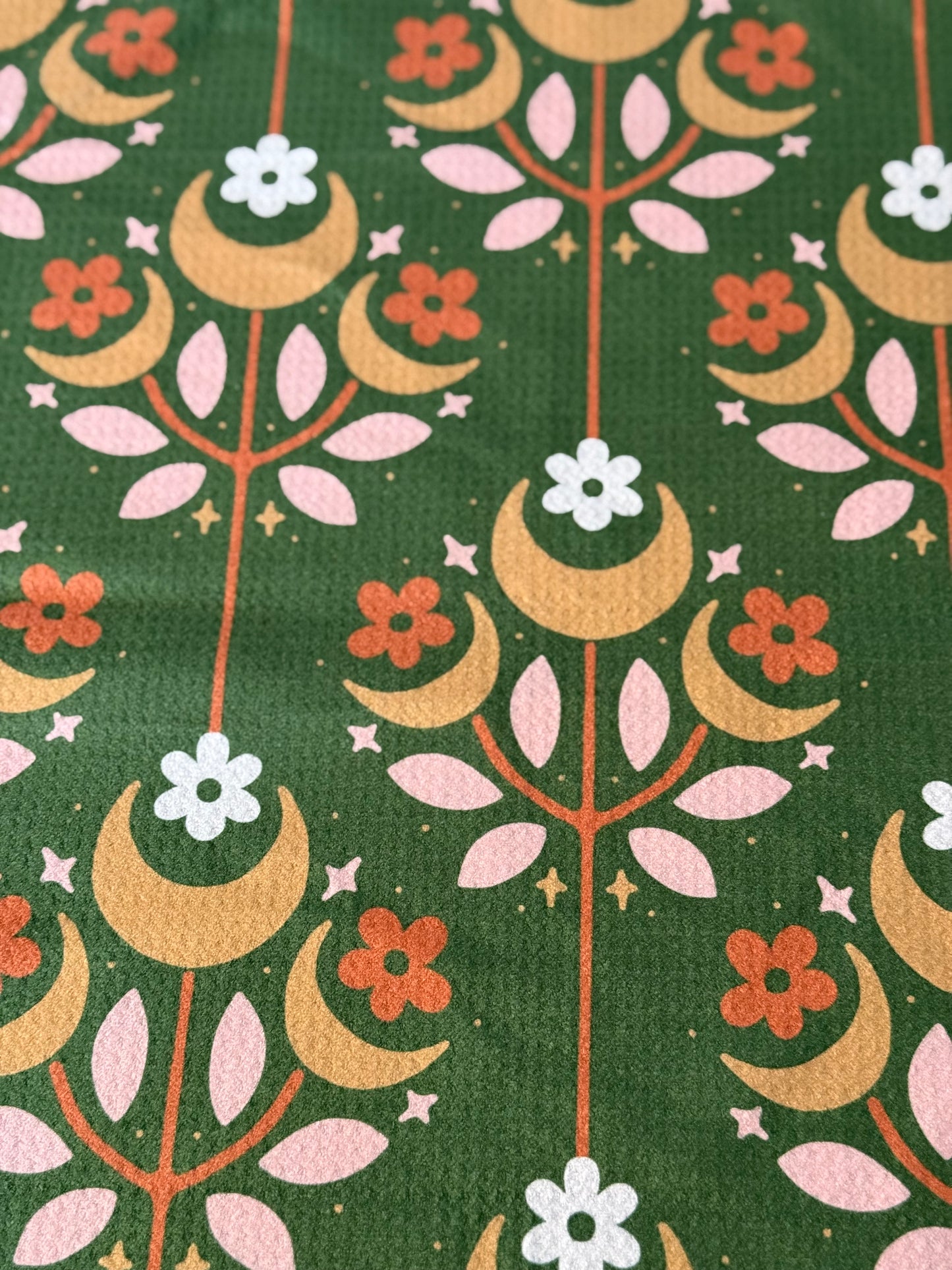 Quick Dry Tea Towel - Crescent Garden