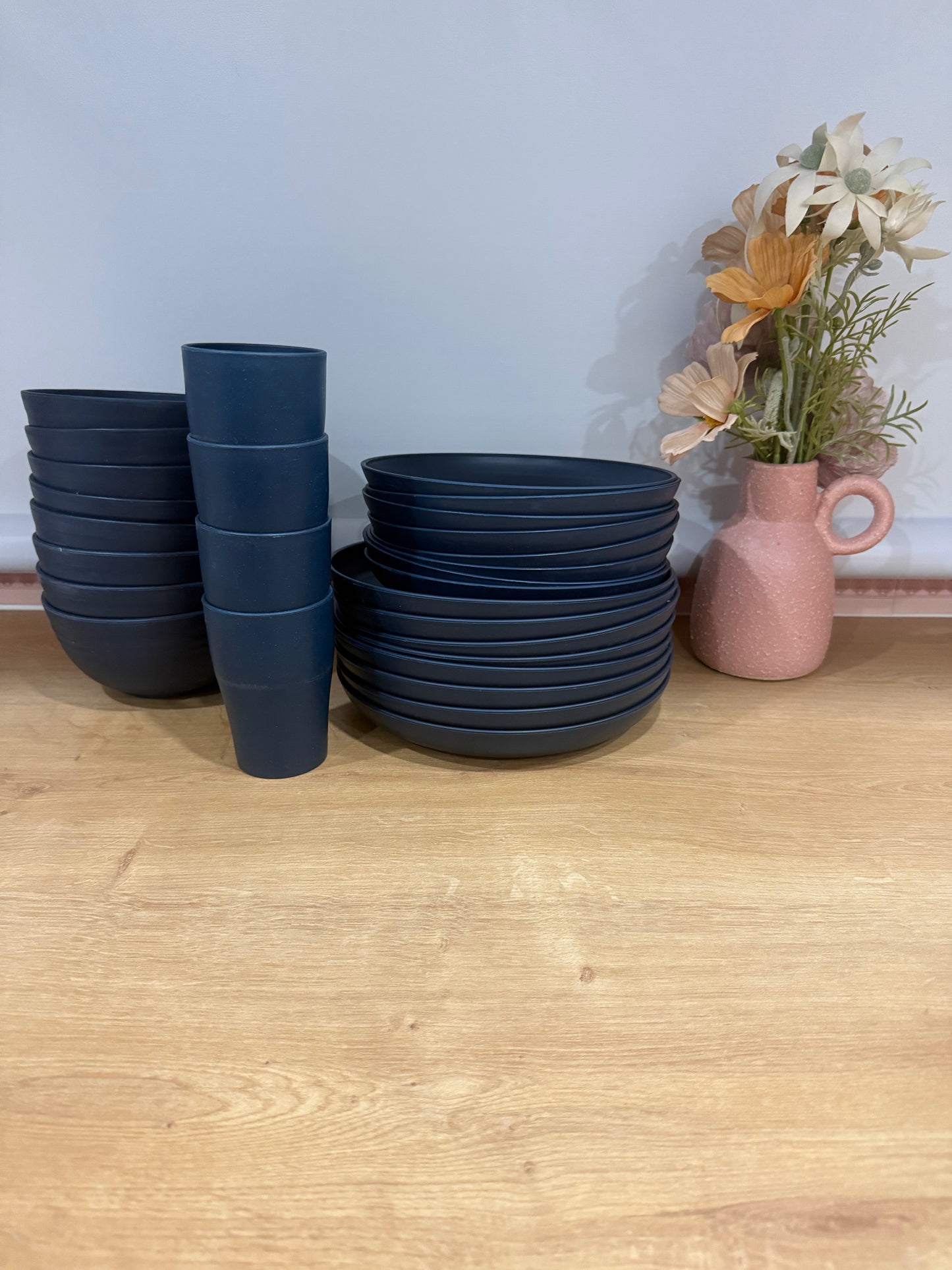 Wheat Straw Dinnerware Set (32 piece- Navy)