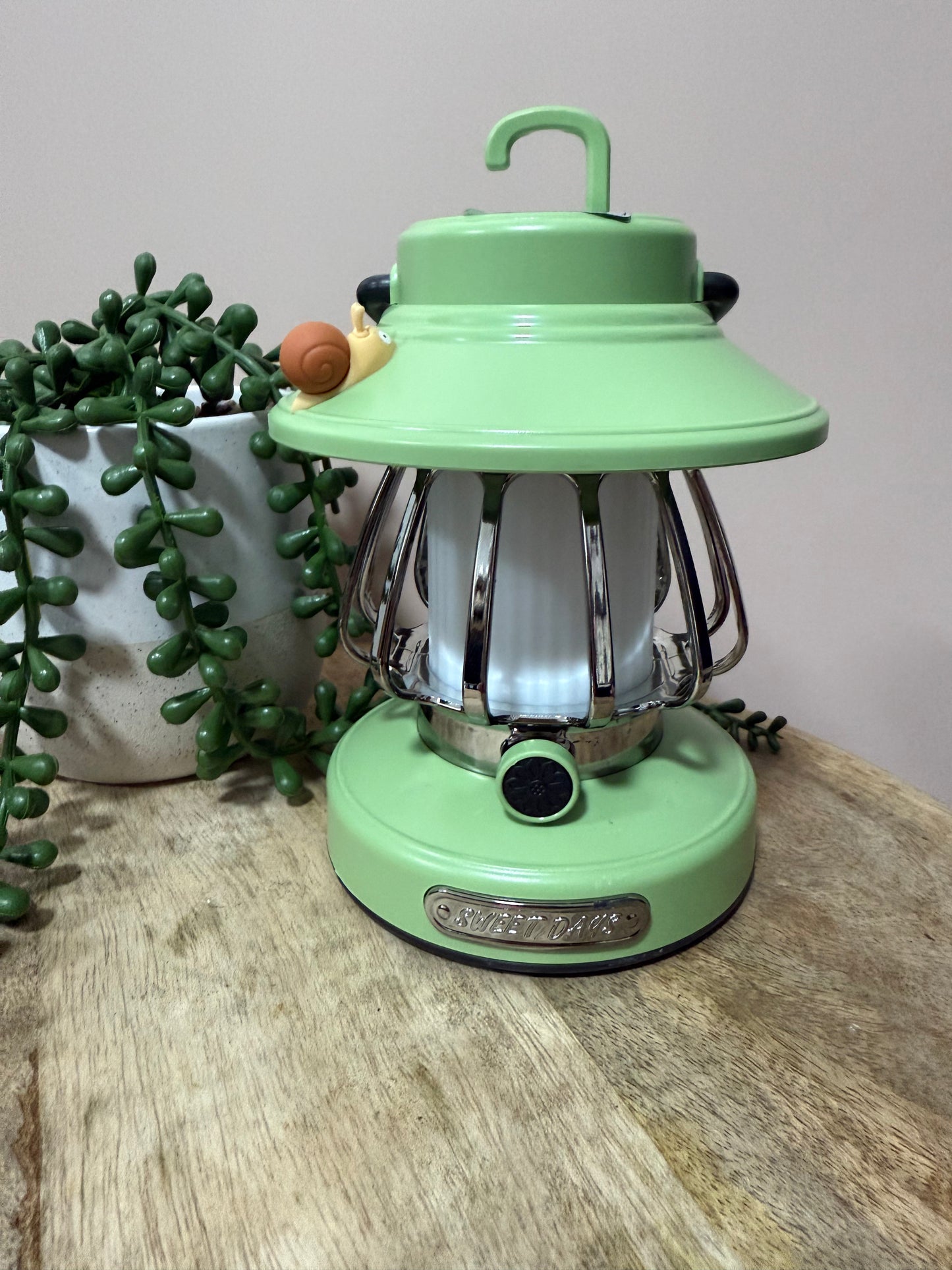 Retro Lantern