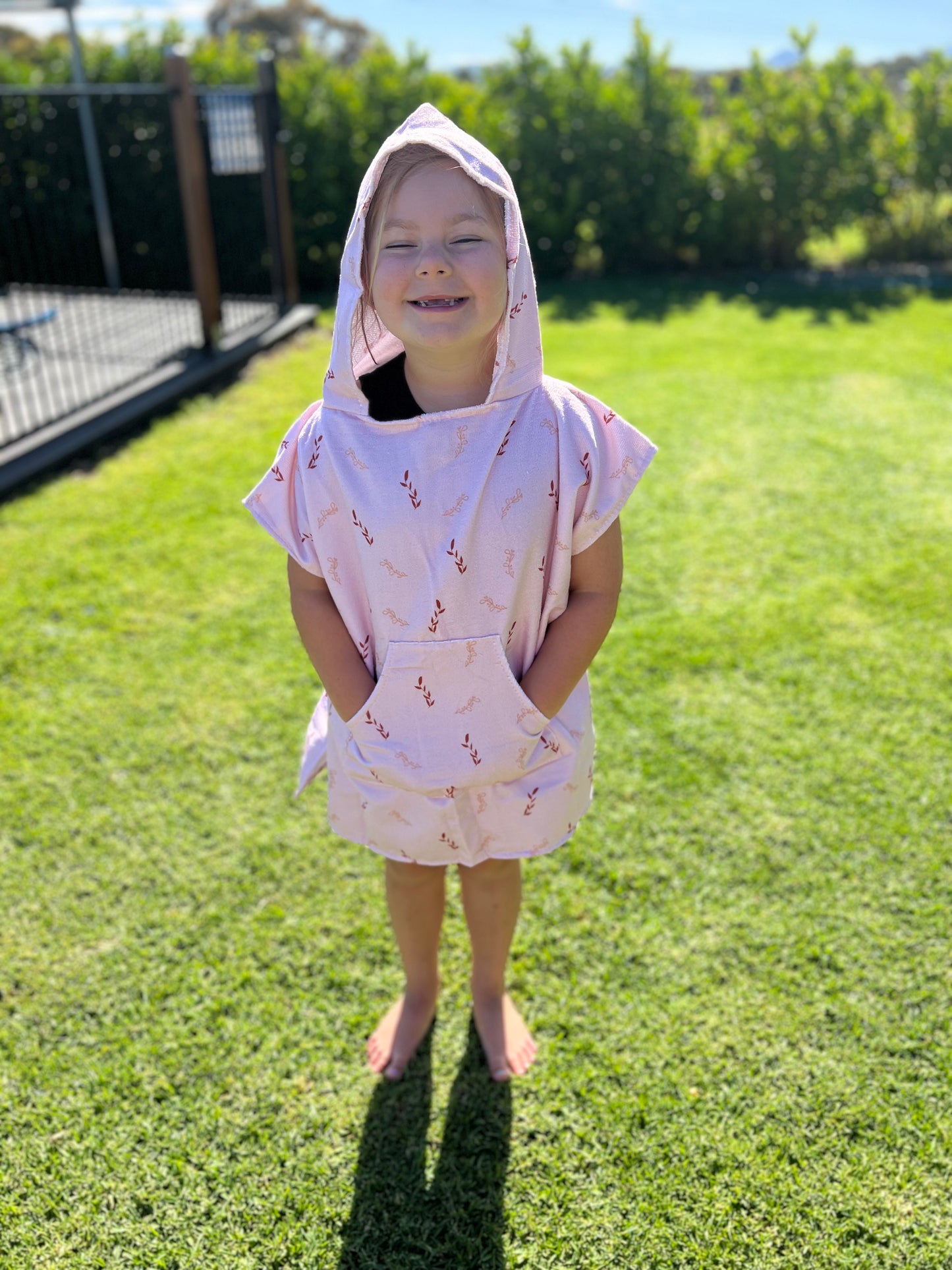 Kids “Fauna” poncho towel