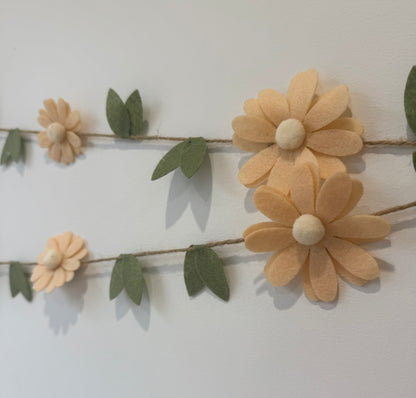 Felt Daisy Bunting