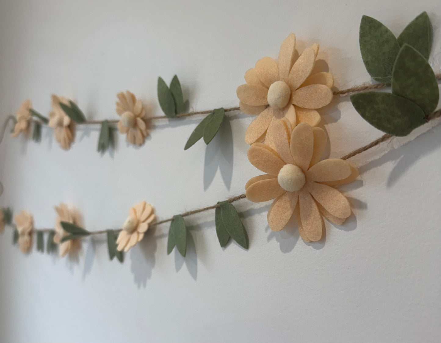 Felt Daisy Bunting