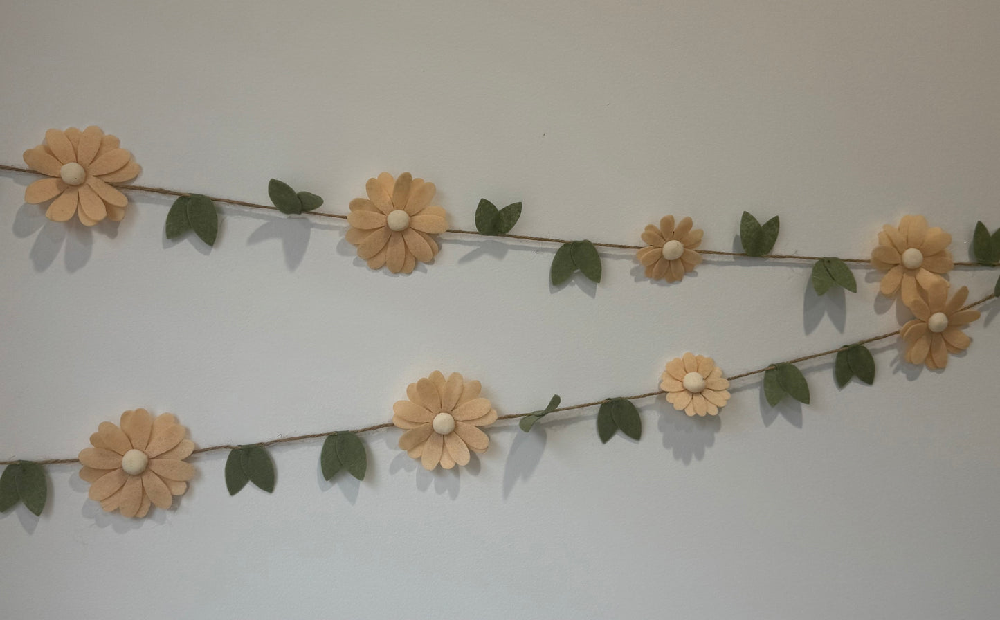 Felt Daisy Bunting