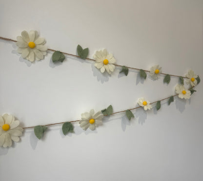 Felt Daisy Bunting