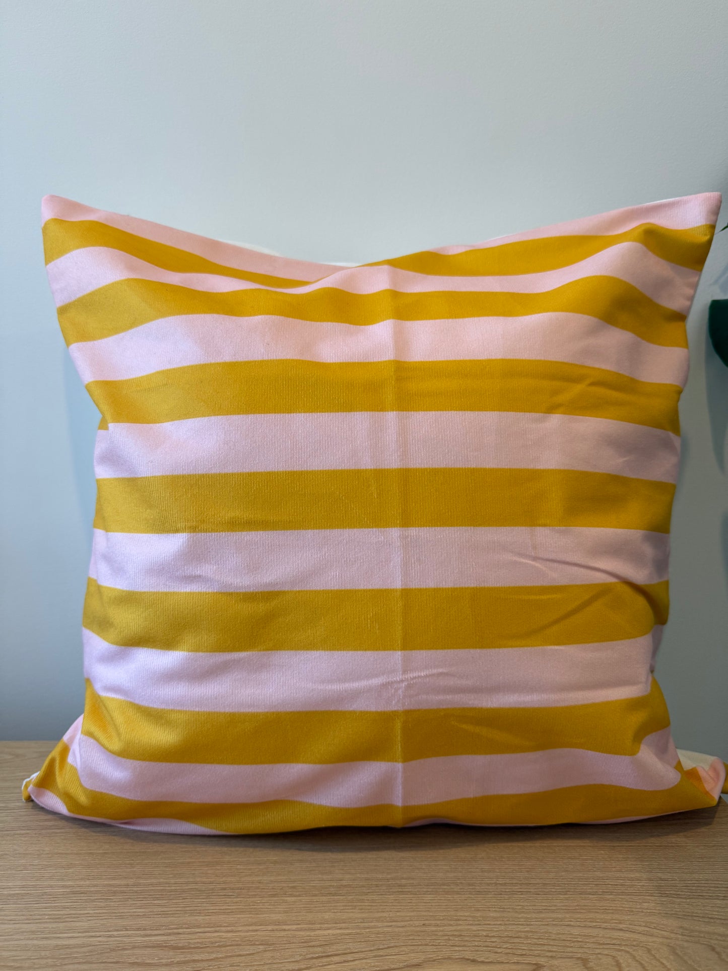 Willa Cushion