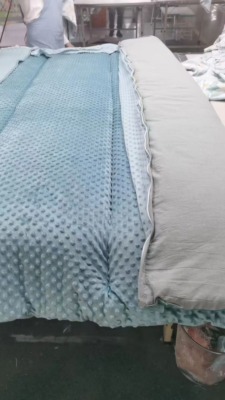 Winter weight doona Sage Grey The Wanderlust ones