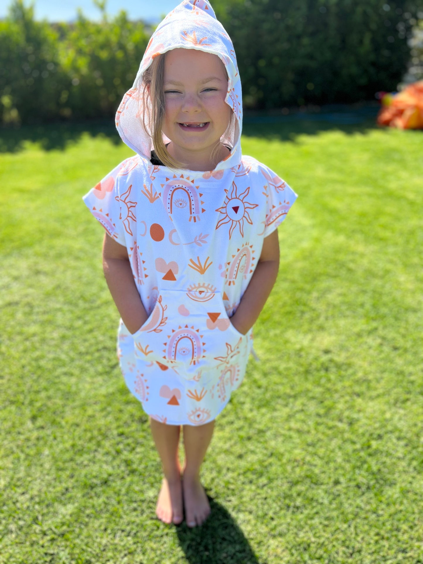 Kids “Sunbeam” poncho towel